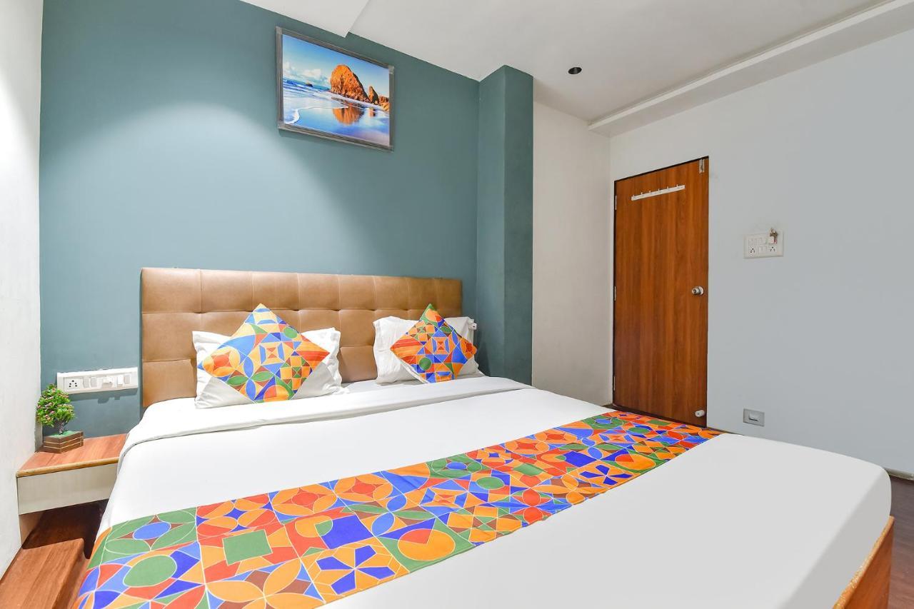 Fabhotel Nidhivan, Udhna Junction สุรัต ภายนอก รูปภาพ