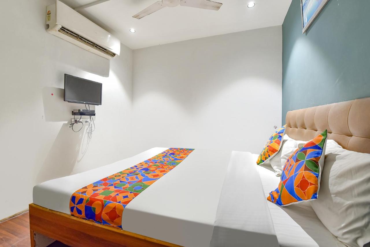 Fabhotel Nidhivan, Udhna Junction สุรัต ภายนอก รูปภาพ